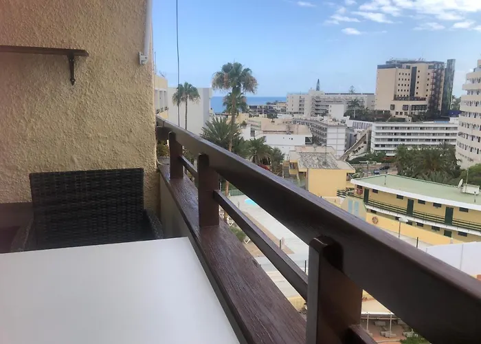 Juncos Ii Playa del Inglés